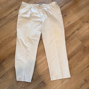 Dockers Pants 40x30 Pleated Classic Fit